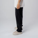 Untitled-